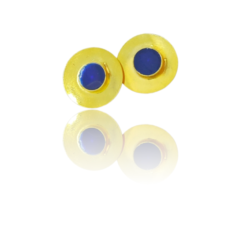 Silver textured earrings gold plated with two concentric circles and enamel in the center