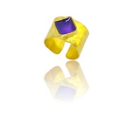 Silver forged one size gold plated ring with diamond shaped case with enamel