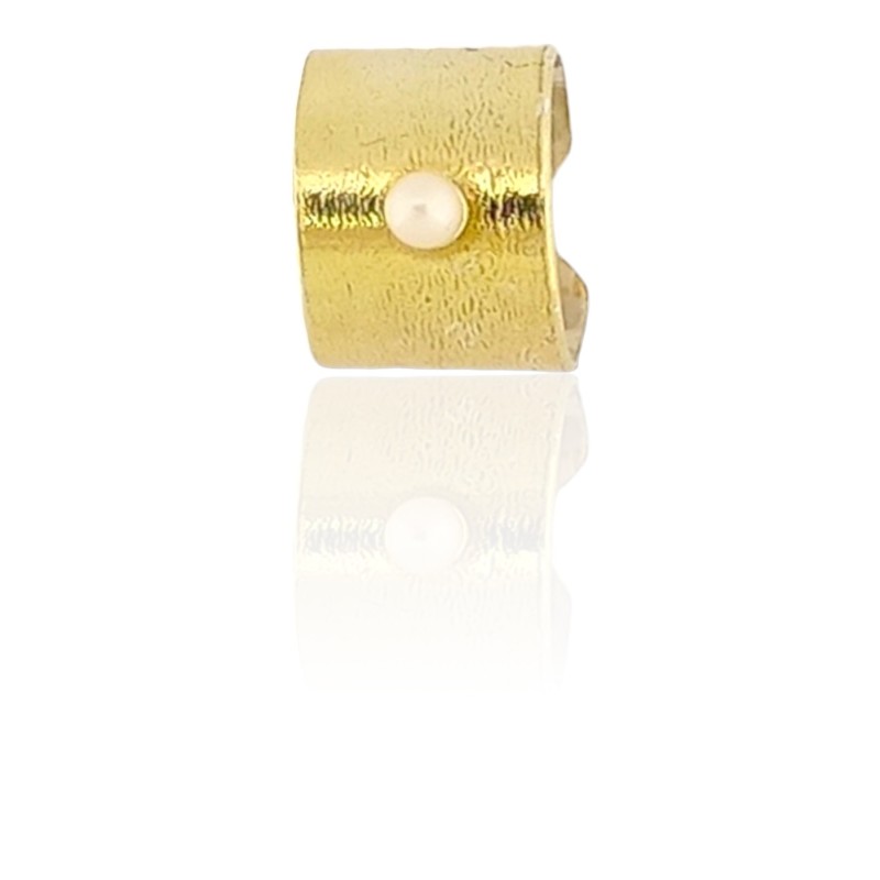 Silver textured ring one size with 24 carat gold plated large with pearl